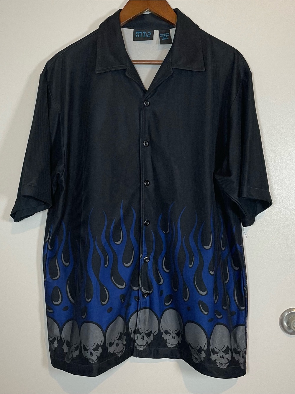 Y2K Skull Blue Flame Skater Grunge MT:2 Size Large Short Sleeve Button Up Shirt